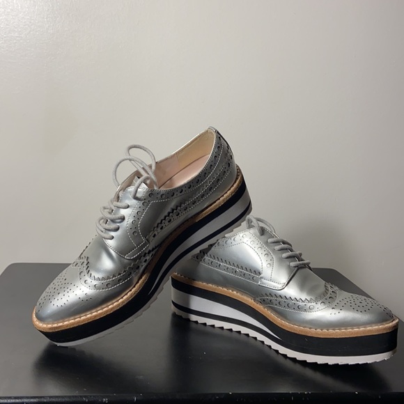 Kenneth Cole platform - Picture 2 of 5